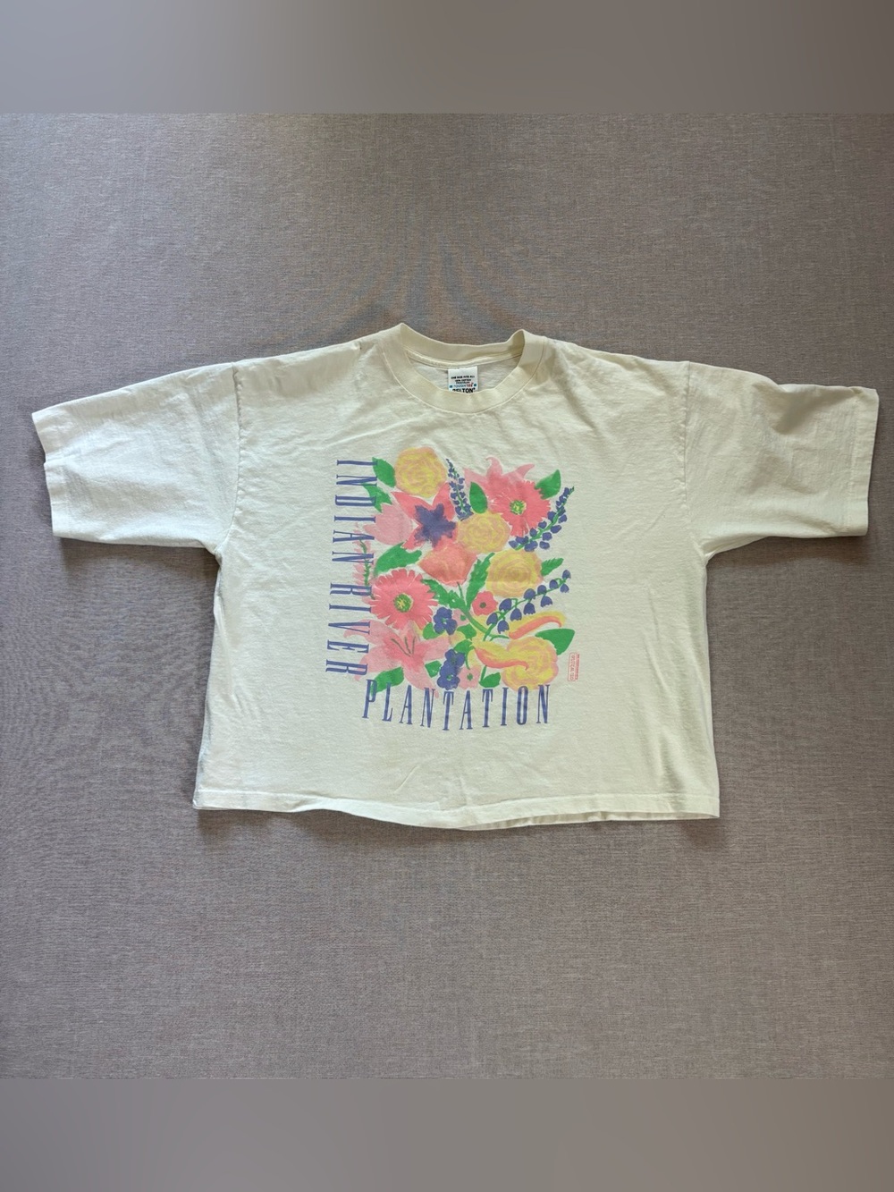 Belton vintage 90s pastel floral graphic tee shirt.